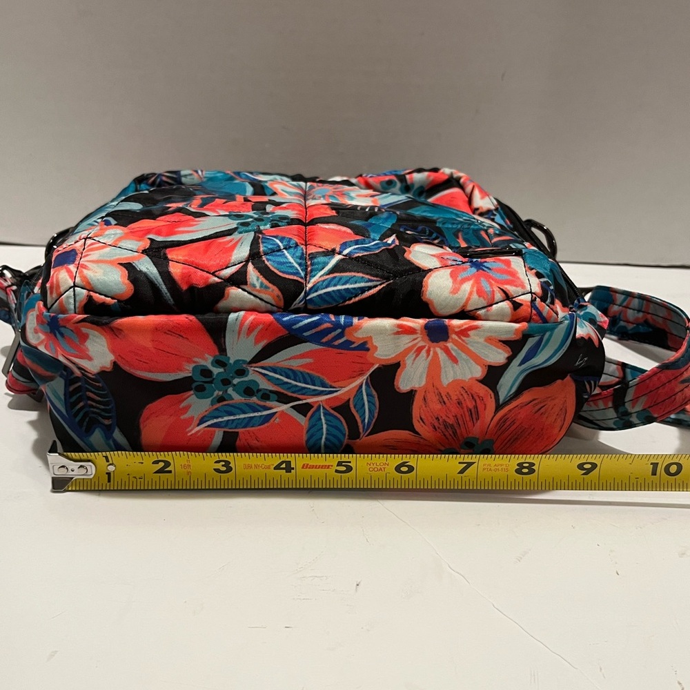 Lug Ranger Red and Blue Crossbody Bag with Adjustable Strap - Picture 13 of 16